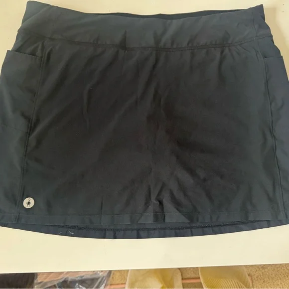 Smartwool Active Wool Lined Skirt Size L Skort Black Pockets Athletic Stretch - Picture 2 of 11